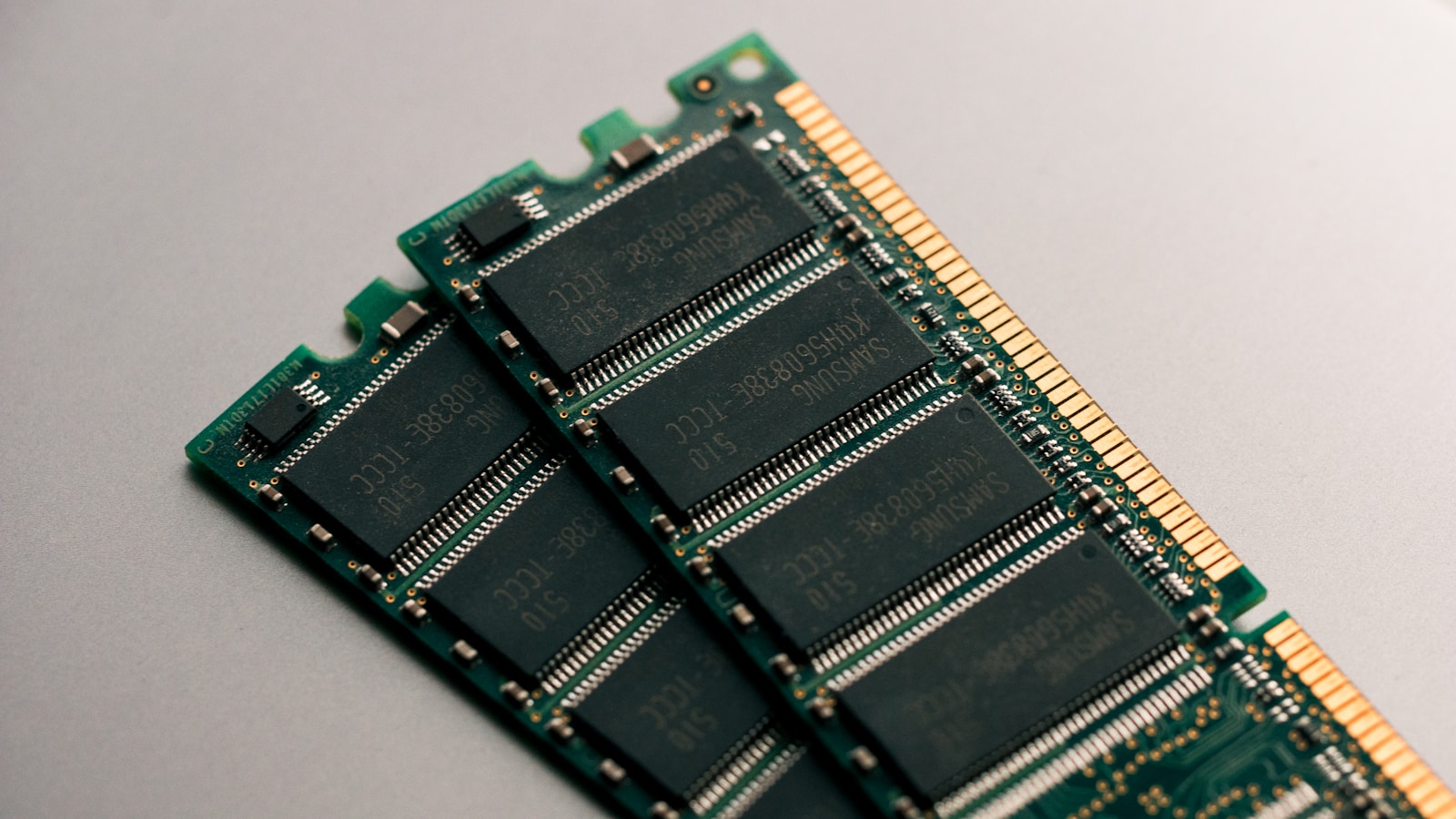 green circuit board close-up photography